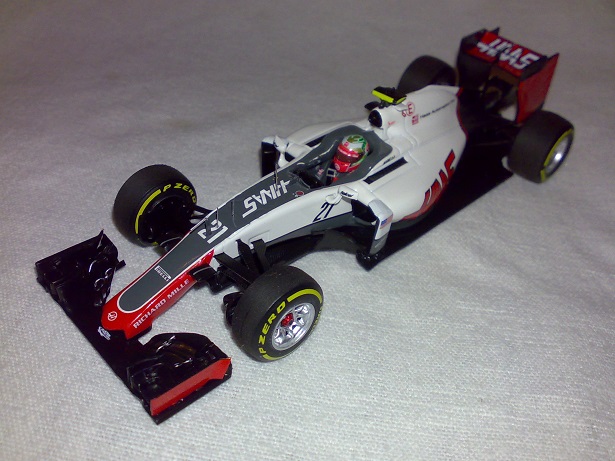 Haas VF-16, Esteban Gutierrez, 2016