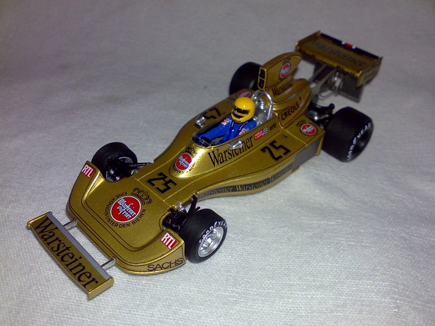 Hesketh 308B (Warsteiner Brewery), Harald Ertl, GP Německa 1975 - Nurburgring